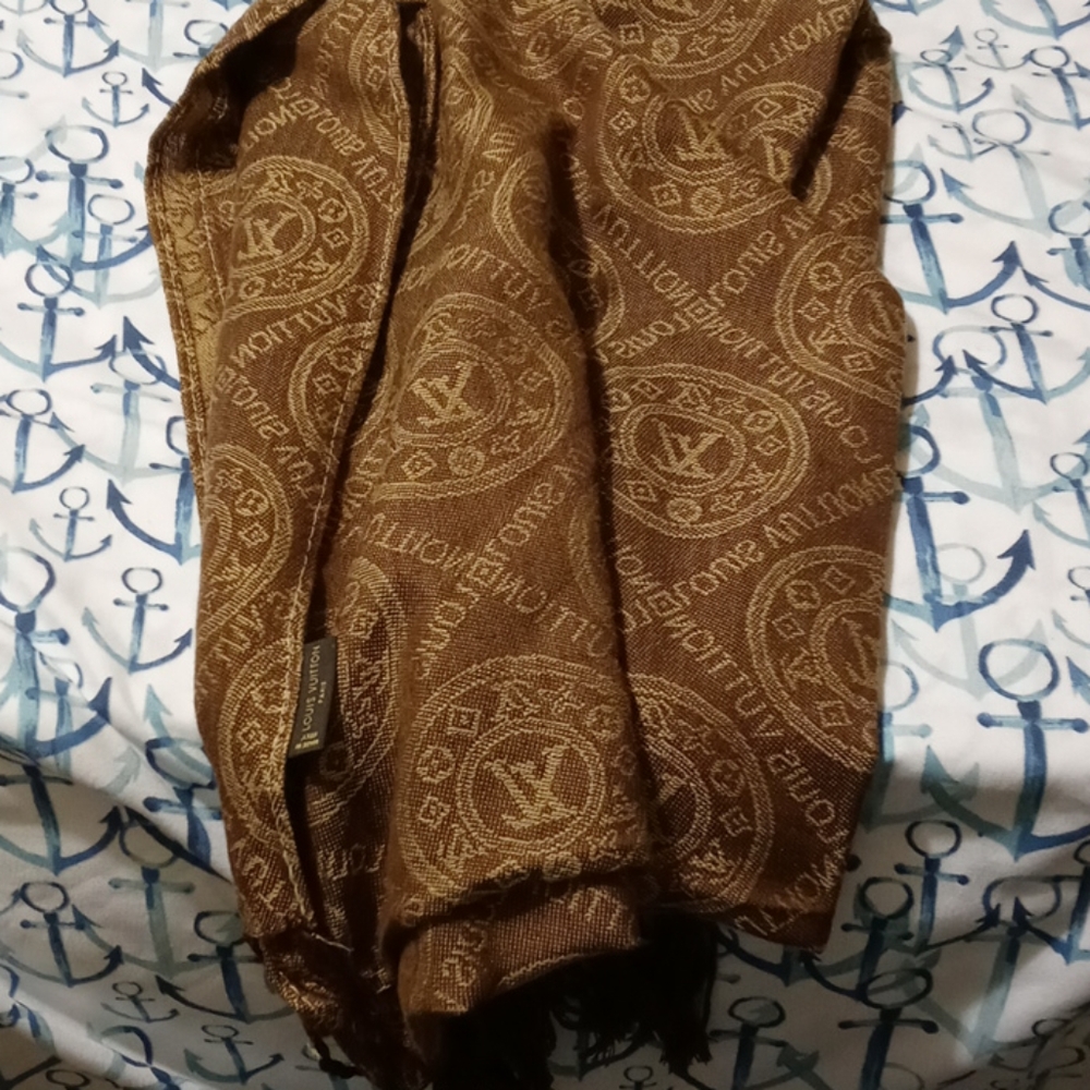 Louis Vuitton Scarf